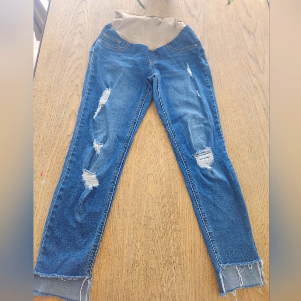 Jessica Simpson Distressed Maternity Jeans – Size S